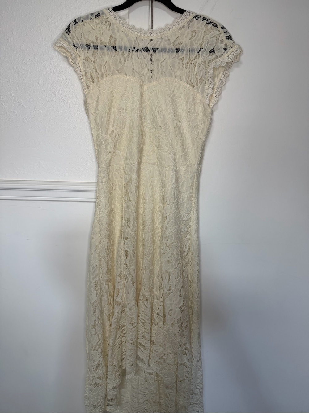 Joyfolie Ivory Lace Cap-Sleeve Dress size S